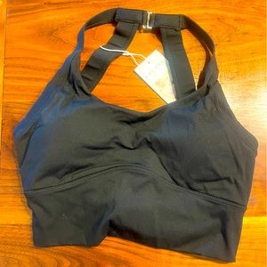 HALARA cropped yoga tank size small in black